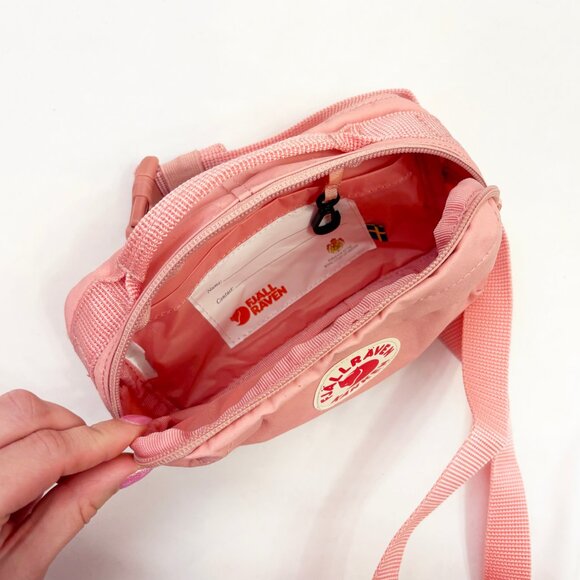 Fjallraven Kanken pink Hip Pack sling bag - Picture 4 of 9